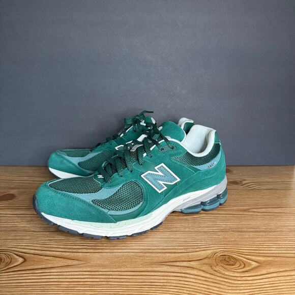 New Balance 2002 R Emerald Green Sneaker Running Shoes Mens Sz 11 main image 10